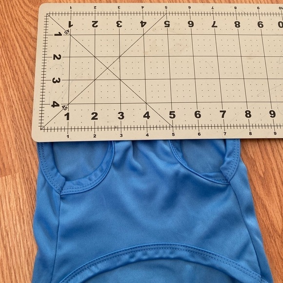 Price drop … NWOT Lightweight Material Dog (Puppy) Shirt with Saying - Picture 7 of 8